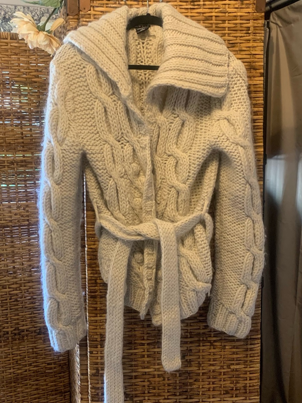 Theory Cozy Cable Knit Belted Cardigan Sweater - Cream